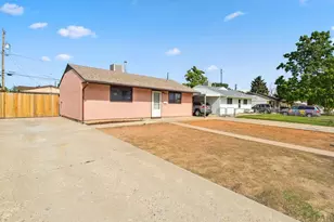 2513 Ontario St, Pueblo, CO 81004 - Photo 3