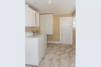 1505 E 6th St, Pueblo, CO 81001 - Photo 11
