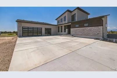 5425 Schaefer Ln, Pueblo, CO 81004 - Photo 3