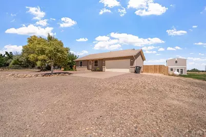 863 E Saunders Dr W, Pueblo West, CO 81007 - Photo 7