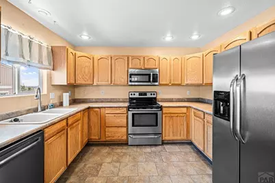 863 E Saunders Dr W, Pueblo West, CO 81007 - Photo 23