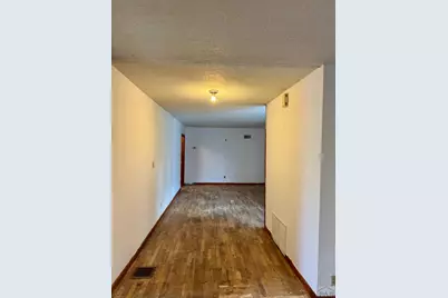 426 Poplar Ave, Las Animas, CO 81054 - Photo 9