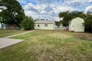 426 Poplar Ave, Las Animas, CO 81054 - Photo 37