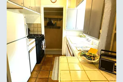 902 State St, Trinidad, CO 81082 - Photo 5