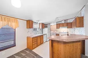 2221 S Prairie Ave, Pueblo, CO 81005 - Photo 9