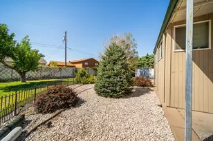 2221 S Prairie Ave, Pueblo, CO 81005 - Photo 3