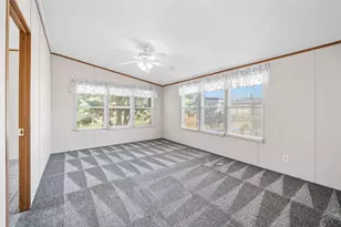 2221 S Prairie Ave, Pueblo, CO 81005 - Photo 15