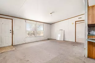 2206 W 16th St, Pueblo, CO 81003 - Photo 7