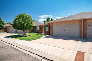 1908 Lynda Ln, Pueblo, CO 81008 - Photo 27