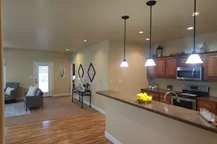 1908 Lynda Ln, Pueblo, CO 81008 - Photo 7