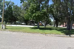 212 S Catalpa St, Manzanola, CO 81058 - Photo 53