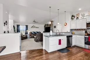 1485 E Ithaca Dr, Pueblo, CO 81007 - Photo 17