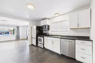 205 W 21st St, Pueblo, CO 81003 - Photo 11