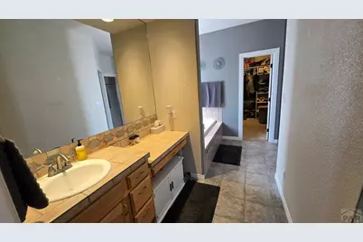 232 Alhambra Dr, Pueblo, CO 81005 - Photo 25