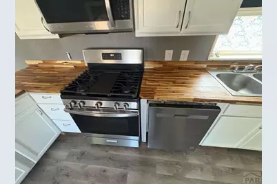 129 E Countryside Dr, Pueblo West, CO 81007 - Photo 13