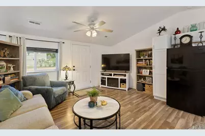 303 W 7th St, Florence, CO 81226 - Photo 9