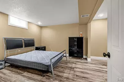 3940 Hollybrook Lane, Pueblo, CO 81005 - Photo 17