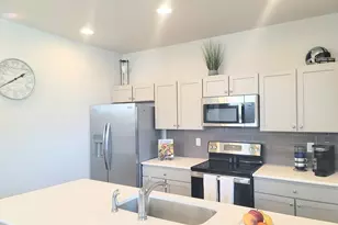 4512 Samaritan Loop, Colorado Springs, CO 80916 - Photo 9