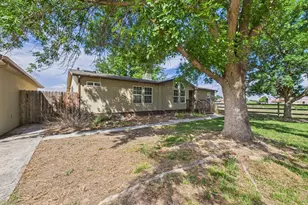 1131 24 1/2 Ln, Pueblo, CO 81006 - Photo 9