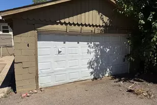 820 E 10th St, Pueblo, CO 81001 - Photo 3