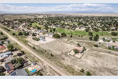 326 W Palmer Lake Dr, Pueblo West, CO 81007 - Photo 7