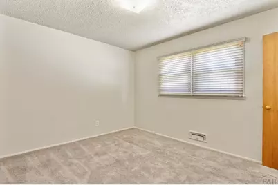 1112 Kennedy St, Pueblo, CO 81001 - Photo 13
