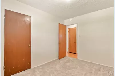 1112 Kennedy St, Pueblo, CO 81001 - Photo 17