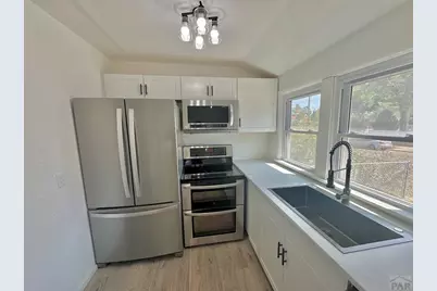 219 W 6th St, La Junta, CO 81050 - Photo 7