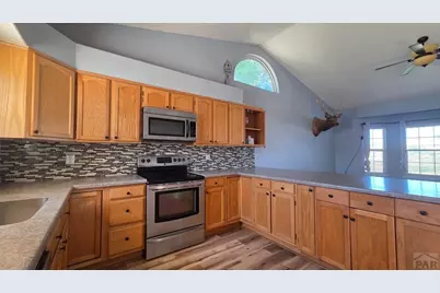 110 W Blakeland Dr, Pueblo West, CO 81007 - Photo 23