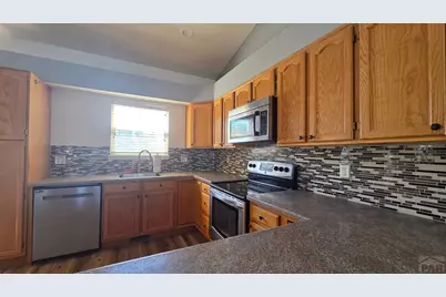 110 W Blakeland Dr, Pueblo West, CO 81007 - Photo 27