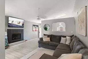 814 Edna Ln, Pueblo, CO 81005 - Photo 9