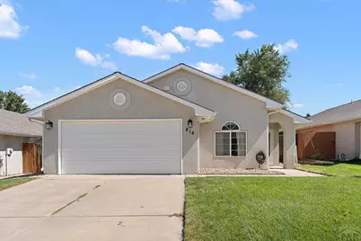 814 Edna Ln, Pueblo, CO 81005 - Photo 1