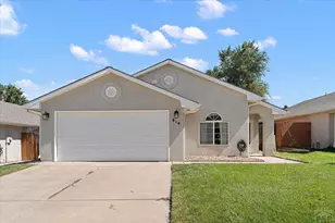 814 Edna Ln, Pueblo, CO 81005 - Photo 1