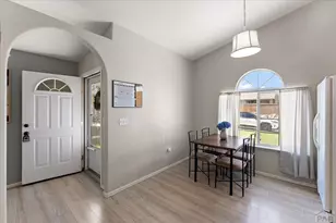 814 Edna Ln, Pueblo, CO 81005 - Photo 3