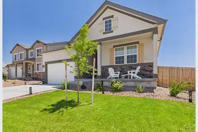 3402 Bella Luna Dr, Pueblo, CO 81001 - Photo 3