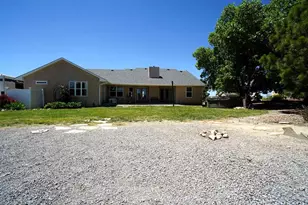 461 E Fredonia Dr, Pueblo, CO 81007 - Photo 41