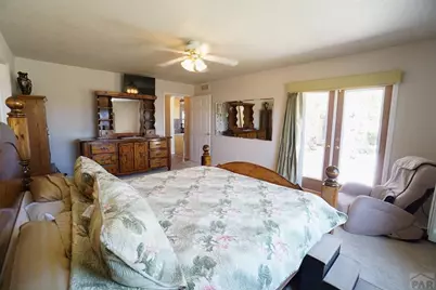 461 E Fredonia Dr, Pueblo, CO 81007 - Photo 23