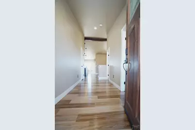 1392 N Moonbeam Dr, Pueblo, CO 81007 - Photo 3