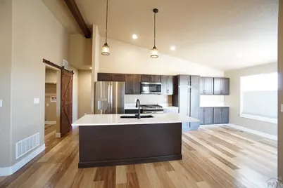 1392 N Moonbeam Dr, Pueblo, CO 81007 - Photo 11