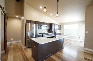 1392 N Moonbeam Dr, Pueblo, CO 81007 - Photo 5