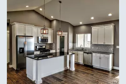 697 E Cabaret Dr, Pueblo West, CO 81007 - Photo 5