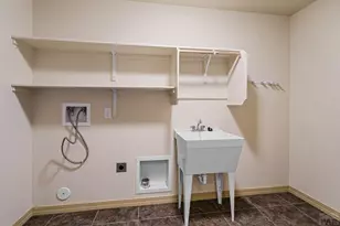 24 Arrowsmith Dr, Pueblo, CO 81008 - Photo 13