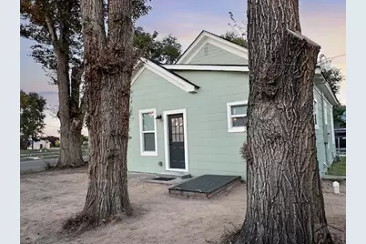 402 Barnes Ave, La Junta, CO 81050 - Photo 27