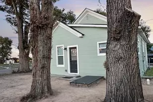 402 Barnes Ave, La Junta, CO 81050 - Photo 27