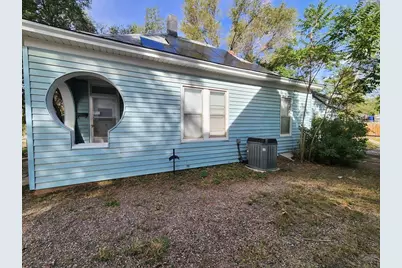 623 E 10th St, Pueblo, CO 81001 - Photo 17