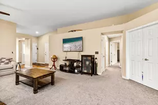 4811 Seasons View, Pueblo, CO 81008 - Photo 7