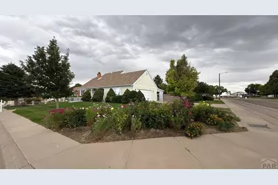 212 Bridle Trail, Pueblo, CO 81005 - Photo 5