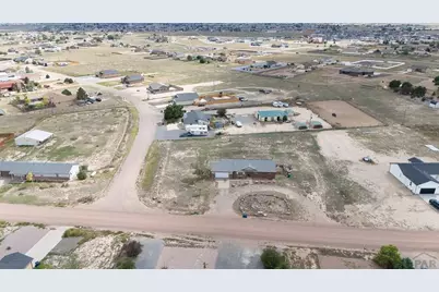 882 N Durango Dr, Pueblo West, CO 81007 - Photo 23