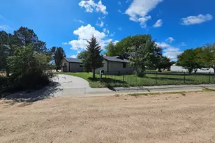 401 Park St, Springfield, CO 81073 - Photo 33