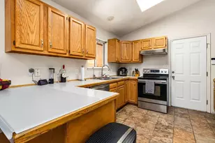 576 S Falcon Dr, Pueblo West, CO 81007 - Photo 9